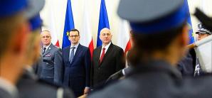[VIDEO] Premier Mateusz Morawiecki: Polska policja musi być budowana na fundamencie patriotyzmu, służby Ojczyźnie i ludziom