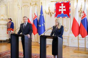 [VIDEO] Polska i Słowacja wspierają integrację Ukrainy z UE. W ostatnim czasie Andrzej Duda odwiedził Czechy i Litwę, a w piątek złoży wizytę w Republice Estońskiej.