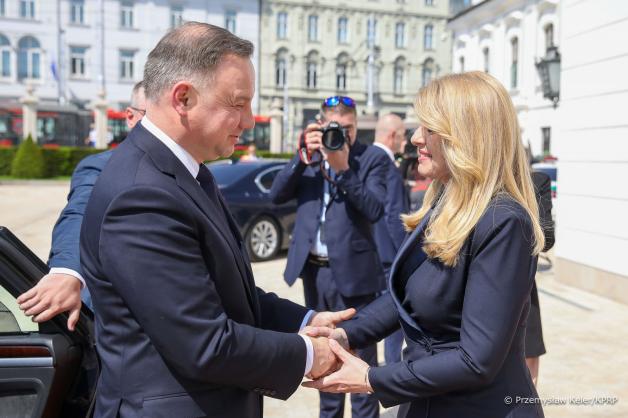 [VIDEO] Polska i Słowacja wspierają integrację Ukrainy z UE. W ostatnim czasie Andrzej Duda odwiedził Czechy i Litwę, a w piątek złoży wizytę w Republice Estońskiej.